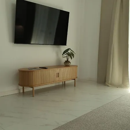 Amos Homes By For Seven Apartment *